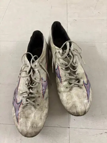 미즈노 알파 엘리트 27.5cm 가격 인하 가능