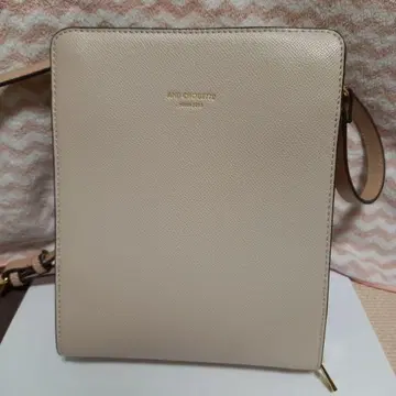 AND CHOUETTE 베이지 숄더백