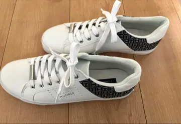 미사용 타미힐피거 스니커즈 25 로고