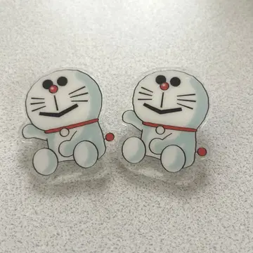 도라에몽 아크릴 핀 배지 2개 세트