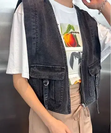 [ 새상품급 ] COMPACT FADE DENIM VEST