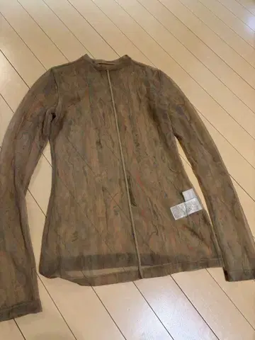 mamekurogouchi 메쉬 상의