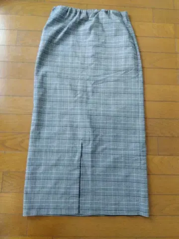 안나케리 글렌체크 패턴 타이트 스커트