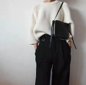ch!iiibag 월렛 백 블랙