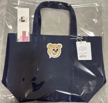 러브러리 바이 페이러 올드 테디 와펜 토트 백 네이비