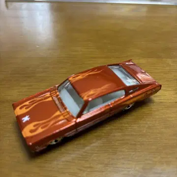 Dodge 미니카 오렌지 불꽃 디자인