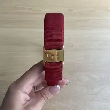 Salvatore Ferragamo 레드 머리띠
