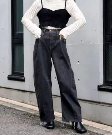 SOMETHING x FREAK'S STORE 턱 커브 와이드 데님