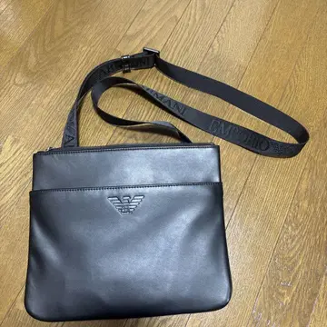 EMPORIO ARMANI 숄더백