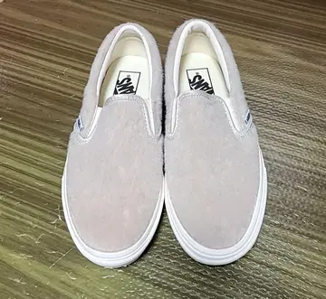 VANS 반스 베이지 보아 슬립온 스니커즈 사이즈 24cm