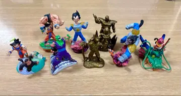 드래곤볼 캡슐 네오 돌아온 사이어인 편 피규어