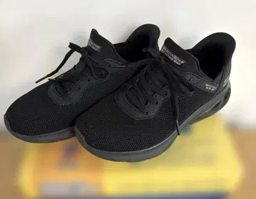 [ SKECHERS ] 스케쳐스 슬립인즈 23.5cm