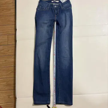 Levi's 라이트 블루 스키니 데님 712 slim 23