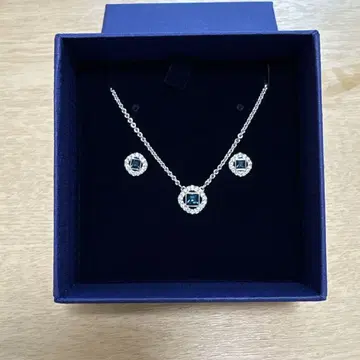 SWAROVSKI 목걸이 귀걸이 세트