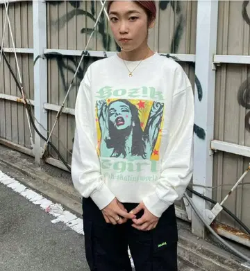 X-girl x KOZIK TRIBAL GIRL SWEAT TOP 화이트