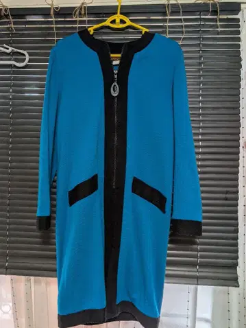 VIRGO II 지퍼 가디건 파랑 블랙