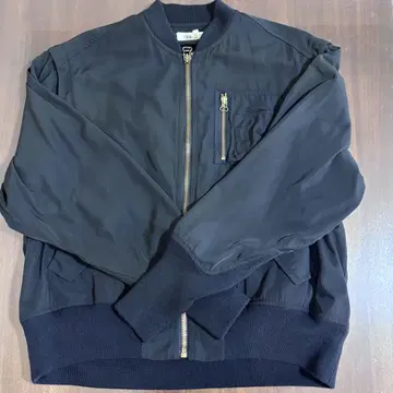 [ Uhr/우아 ] 2way Military Blouson: 블루종