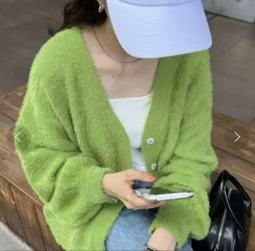 DISCOAT 그린 V넥 샤기 니트 가디건