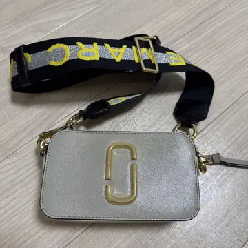 MARC JACOBS 숄더백 실버