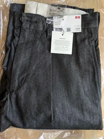 UNIQLO c 턱 스트레이트 팬츠 데님 블랙