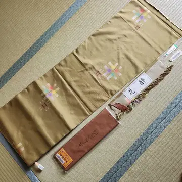 물맞춤 처리된 옷감 팔괘지 명주 세트
