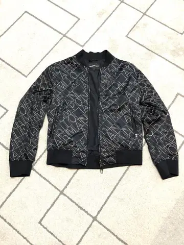 EMPORIOARMANI 로고 자수 블랙 블루종