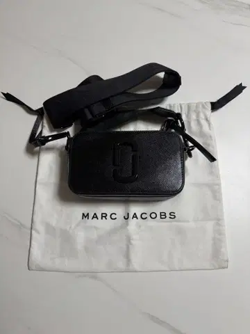 MARC JACOBS 스냅샷 블랙 숄더백