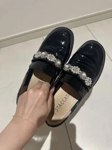 스타카토 비쥬 로퍼