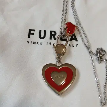 FURLA 훌라 (하트 모양) 참 탑 체인 소포장 포함 빈티지