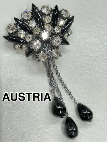 AUSTRIA 각인 브로치 빈티지 큐빅 흔들림
