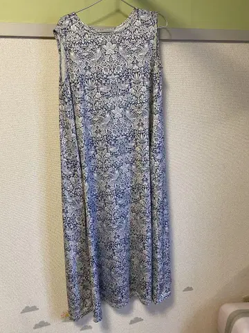 MORRIS Gallery 꽃무늬 슬리브리스 롱 드레스