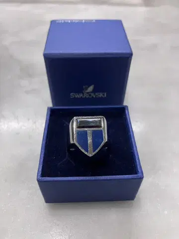 SWAROVSKI 스와로브스키 반지 62 [ 21일호 상당 ]