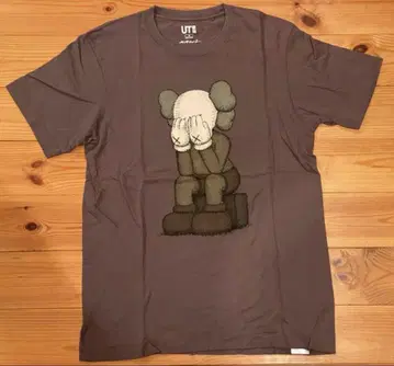 KAWS T셔츠 초기 M 브라운 UNIQLO 유니클로