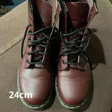 닥터마틴 홀 부츠 24.0cm
