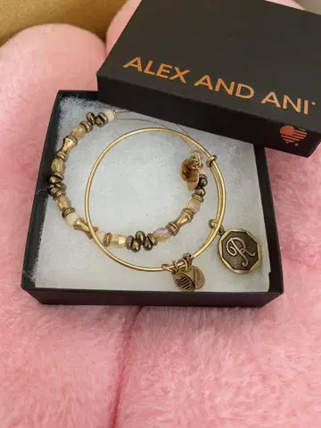 ALEX AND ANI 골드 팔찌 세트