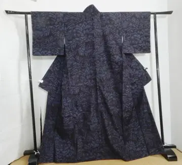 순수 실크 유키쓰무기 시츠케 포함 네이비 컬러 백거북이 무늬