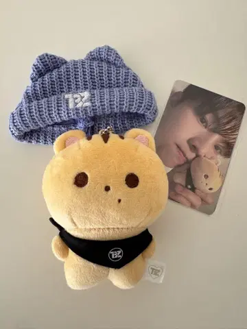 THE BOYZ 큐 봉제 인형 트레이딩 카드 포함