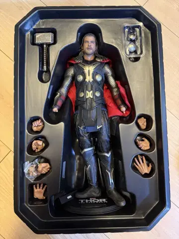 THOR 피규어 교환용 부품 포함