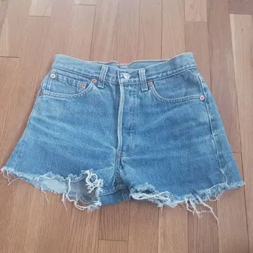 Levi's 데님 숏팬츠 프린지 헴