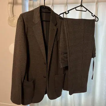 UNIQLO 셋업 M 사이즈 브라운