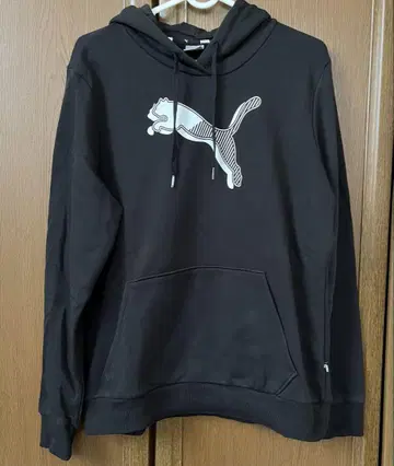 [배송비 포함] PUMA 블랙 후드티 L 사이즈