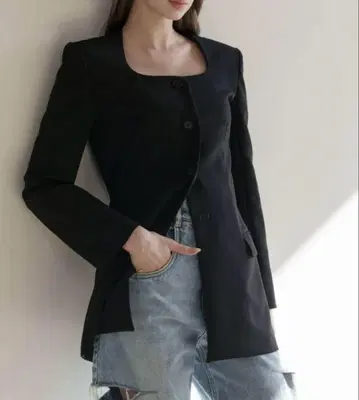 카라 CARLA 레이디 핸섬 재킷