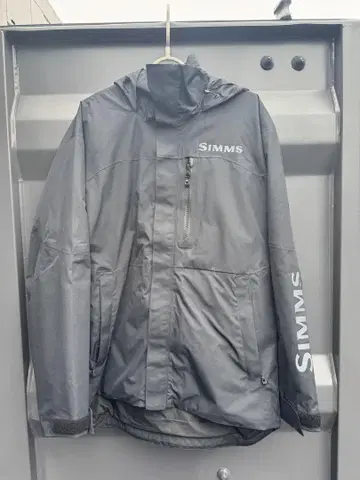 Simms Challenger Jacket - Black