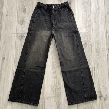 WYM CURVED FLARE DENIM SLACKS 빈티지 블랙