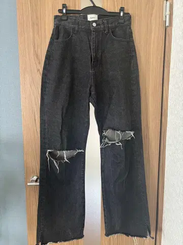 후즈 후갤러리 커팅 데님