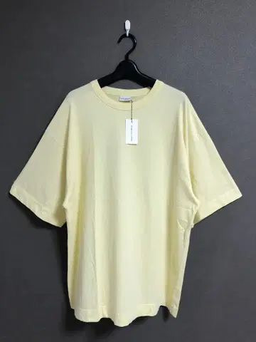 새상품 DRIES VAN NOTEN 24SS HEIN 와이드 T셔츠 PY