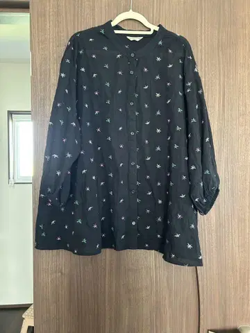 사만사 모스모스 꽃무늬 블라우스