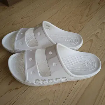 crocs 화이트 바야 샌들 27cm