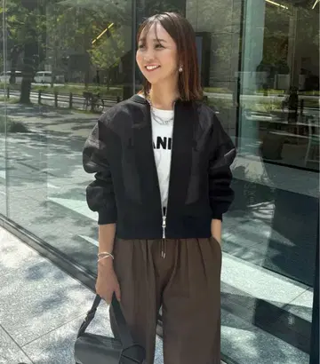크롭 자켓 블랙 팬츠 세트