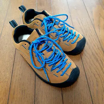 KEEN 클라이밍 신발 브라운